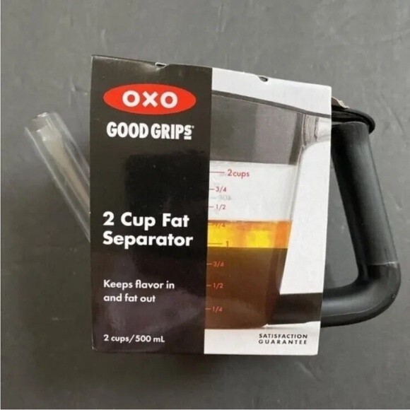 OXO Good Grips 2 Cup Fat Separator With Measurement Easy Clean Prevents Spills - Picture 7 of 9
